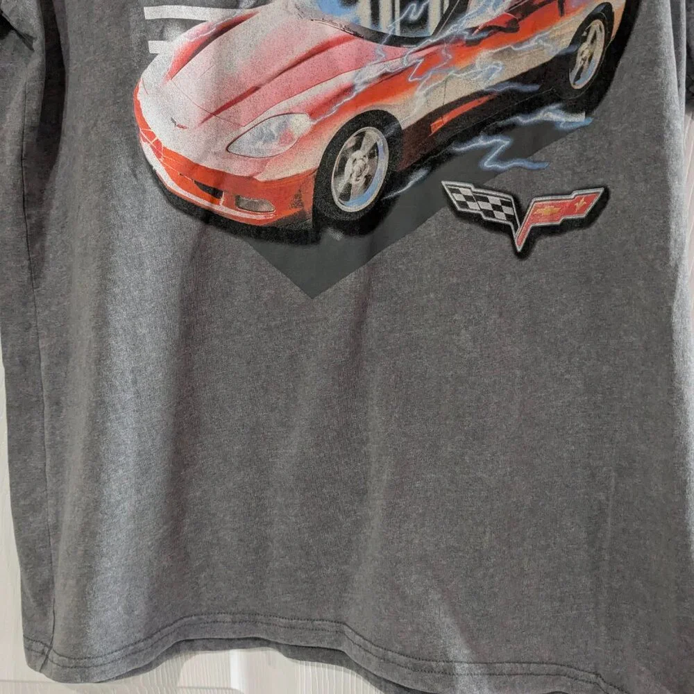 Corvette Chemistry Men's Gray Graphic T-Shirt Size Medium GM Official Crew Neck - Picture 6 of 11